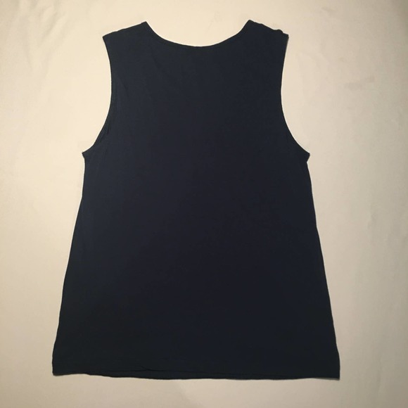 Cabi Keyhole Crossover Loose Fit Sleeveless Shirt - Picture 6 of 11